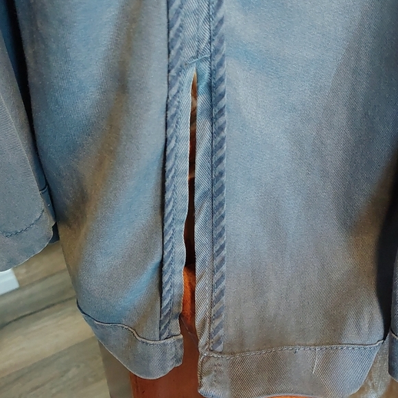 Max Jeans Blue Duster in Size Medium - Picture 4 of 5